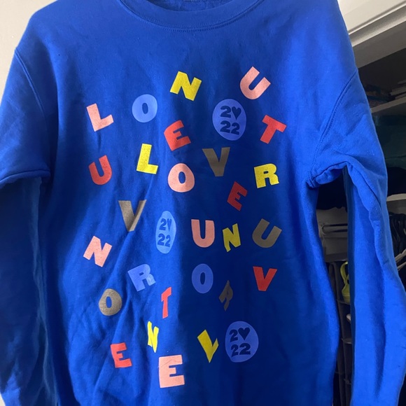 Harry Styles 2022 Love On Tour Alphabet Royal Blue Crewneck - Picture 1 of 2